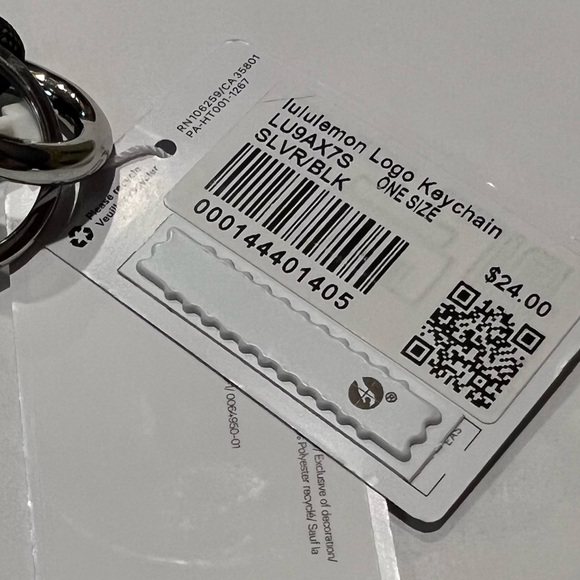 NEW🖤Lululemon Logo Bag Charm Silver Black Logo Keychain, 🎁 Stocking Stuffer - Picture 6 of 14